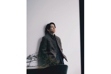 『イクサガミ』で話題の岡田准一、力強い眼差し＆美しい姿勢で魅せる！武術を通して学んだことなども語る 画像