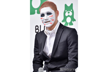 ゴールデンボンバー樽美酒研二、美ヒップ見せ女装姿に驚きの声「想像以上」「仕上がってる」 画像