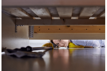 ベッドの下からの「ガサゴソ」と音がして違和感。恐る恐る覗いた瞬間⇒「力が抜けた」「なんとも愛おしい」 画像