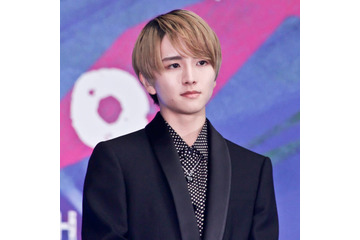 板垣李光人、ハイトーンヘアへのイメチェンSHOTに絶賛の嵐「メロい」「神秘的で美しすぎる」 画像