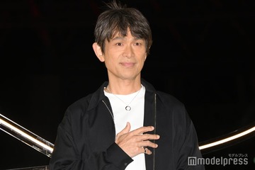 江口洋介＆森高千里、夫婦ショットが話題「激レア」「オーラすごい」松尾貴史が豪華芸能人との忘年会写真公開 画像