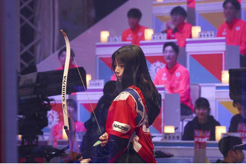 池田エライザ「プレッシャーアーチェリー」で驚きの1射 中村倫也からも「頼りになる」【大晦日オールスター体育祭】 画像