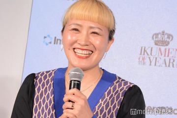 丸山桂里奈、愛娘と「まじで同じ顔」2ショットに反響「可愛すぎる」「ほっこり」 画像
