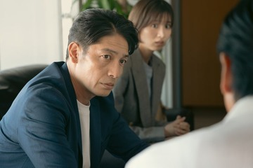 【プロフェッショナル 保険調査員・天音蓮 第1話】天音（玉木宏）、盗まれた記念ボールを調査 凛（岡崎紗絵）と被害者のもとへ 画像