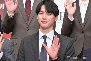 福士蒼汰、100kg超ベンチプレスで鍛え上げられたボディに共演者驚愕「捜査一課に行きたいという気持ちを広背筋で表しました」【東京P.D. 警視庁広報2係】 画像