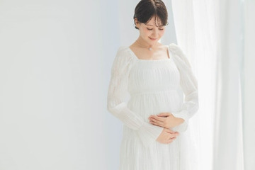 トリンドル玲奈、第1子妊娠発表「夢の中にいるような不思議な感覚」 画像