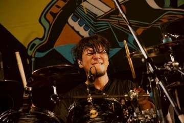 人気バンド・ROTTENGRAFFTY、ドラマーが活動休止「アルコール依存症および肘に慢性痛を抱えており」長期治療・リハビリが必要と判断【全文】 画像