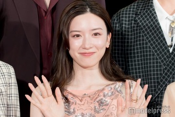 永野芽郁、ばっさりボブヘアの最新ショットが話題沸騰 Netflix映画「僕の狂ったフェミ彼女」ファーストルック公開 画像