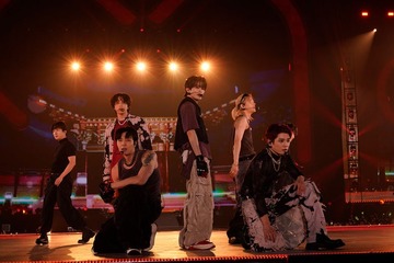 NCT 127、リーダー・テヨンが合流 5人が熱く繋ぐステージ「愛してるよ」【SMTOWN LIVE 2025-26 in FUKUOKA】 画像