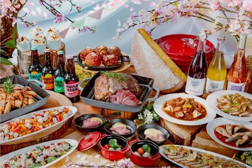 映画「ウィキッド」コラボも！大阪でキャンプ飯×フレンチの贅沢ブッフェ「桜・グランピング」 画像