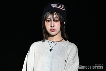 なえなの、膝上ミニスカ×ハイソックス 制服風スタイルで魅了【TGCあいち・なごや2026】 画像