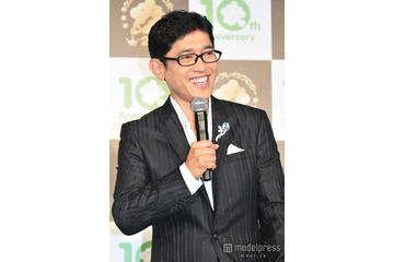薬丸裕英「家族全員で初」ゴルフ満喫4ショット公開「息子さんイケメン」「貴重なプライベート」と反響 画像