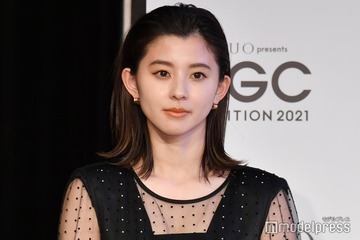 朝比奈彩、美ボディ際立つジムウェア姿公開「スタイル抜群」「努力の賜物」と反響 画像