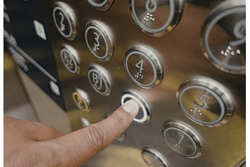 イギリスで…「1階で待ち合わせ」と言ったら→まさかの“階数の数え方”に「驚いた」 画像