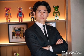 TikTokでバズる“キレまくる黒服・セクシー”って何者？地獄の六本木修行「ここで負けたら終わり」仕事の流儀語る【モデルプレスインタビュー】 画像