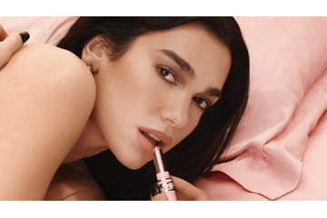 YSL BEAUTY、“ふわじゅわ”質感を叶える「ラブヌード リップスティック」誕生 画像