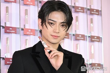 岩瀬洋志、ツヤ＆血色感メイク圧巻オーラ放つ この春は「美容をさらに意識」【YSL LOVENUDE HOTEL】 画像