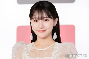 田中美久「グラビアみたいって言われた」タイトトップスコーデでのお花見ショットに「完璧なアングル」「スタイル抜群」と反響 画像