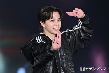 M!LK塩崎太智「ガルアワ」サプライズ登場 8年ぶり出演でイイじゃん・“滅”ポーズ次々披露【ガルアワ2026SS】 画像