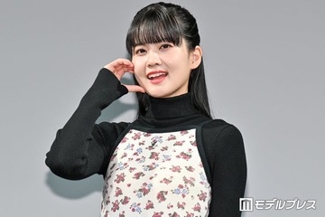 「ラブライブ！」AiScReam声優・大西亜玖璃、美脚際立つミニスカ姿にファン悶絶「赤×黒が最強」「髪型も新鮮で可愛い」 画像