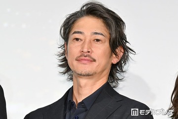 PINKY、夫・窪塚洋介の誕生日祝福 家族ショット公開「ビジュアル強すぎ」「飾り付けのセンス抜群」の声 画像