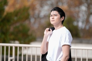 眞栄田郷敦、“眞栄田太尊”としてマックCM登場 人気漫画「ろくでなしBLUES」とコラボ 画像