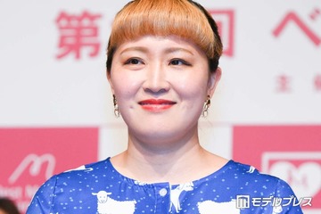 丸山桂里奈、広々自宅で綿飴作り 3歳娘とともに楽しむ姿公開「素敵な空間」「羨ましすぎ」と反響続々 画像