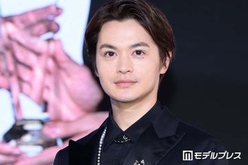 瀬戸康史、トイ・ストーリーホテルでのプライベートショット公開「家族とかな？」「はしゃいでて可愛い」 画像