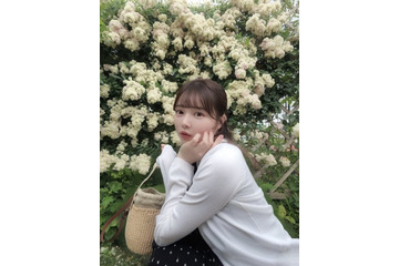 「RIZINガール」元STU48森香穂、結婚・妊娠発表 お相手とのキスショット＆ウエディングドレス姿公開 画像