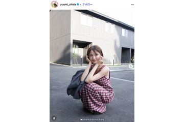志田友美、20歳差の母親と“腹筋チャレンジ”公開「美人遺伝子強い」「姉妹みたい」と反響 画像
