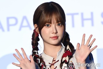 LE SSERAFIMウンチェ、ミニワンピから美脚スラリ「完璧スタイルで憧れる」「妖精みたいに美しい」と反響 画像