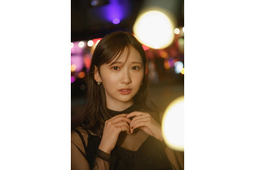 日向坂46藤嶌果歩、黒ドレスに身を包み大人な表情 1st写真集先行カット第6弾解禁 画像