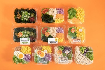 ファミマ、価格そのままサラダ具材最大50％増量 人気企画復活「シーチキン＆たまごのサラダ」など5品対象 画像