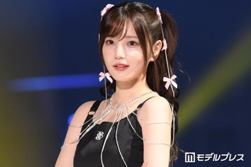 登録者数140万超美人YouTuber、美脚際立つミニワンピ姿の街中ショット公開「スタイル抜群」「色白で透明感レベチ」の声 画像
