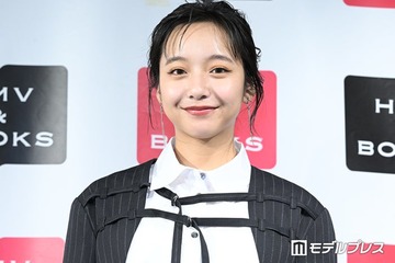 美女タレント「ひとりで食べ切れるわけがない」大量の手作り焼き浸し＆豪華食卓公開「この量作るのはすごい」「料理上手で尊敬」の声 画像