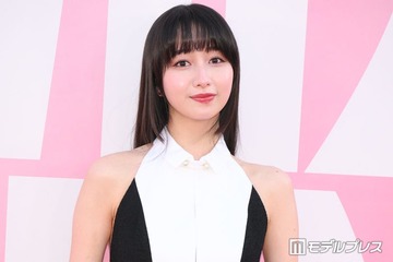 Cocomi「ギャルに会う時はギャルっぽい服装」短いトップス×ショーパンに絶賛の声「脚長くて綺麗すぎ」「スタイルレベチ」 画像