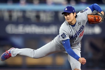 大谷翔平選手、真美子夫人第2子出産のため試合欠場 MLBジャパンが2ショット公開「ご無事の出産をお祈りします」 画像