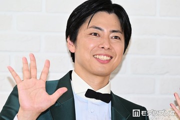 コットン西村、第1子男児誕生を報告「仕事も衣装予報も育児も全力で頑張る」赤ちゃんとの2ショットも公開 画像