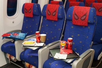 映画「スパイダーマン」スクートとコラボ、羽田路線などで運航 楽曲放送や限定フライトタグなどの特典も 画像