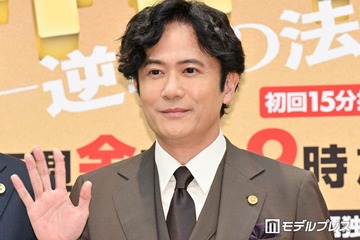 稲垣吾郎、人気俳優の現場での姿告白「スタッフの方にめちゃくちゃ絡む」【リーガルビート –逆転の法廷–】 画像