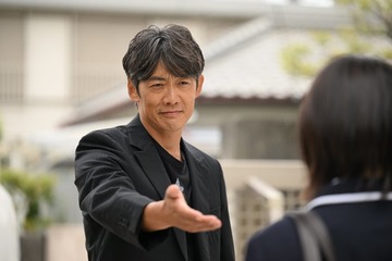 【GTO 第2話あらすじ】鬼塚、生徒から次々と低評価 早くも解雇の危機 画像