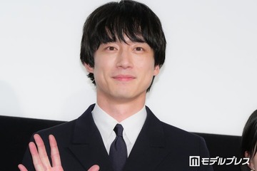 坂口健太郎「声を聞いているだけで泣いちゃう」子役＆人気女優との撮影回顧「ちゃんと育む時間をいただけた」【私はあなたを知らない、】 画像