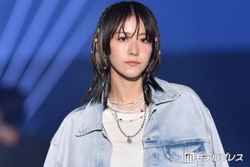 元櫻坂46土生瑞穂、ミニ丈美脚ショットに「どの角度から見ても綺麗」「思わず見惚れる」と反響 画像