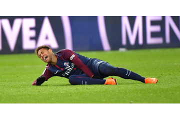 ネイマール、大丈夫か…「悶絶の負傷シーン」を見てみると… 画像