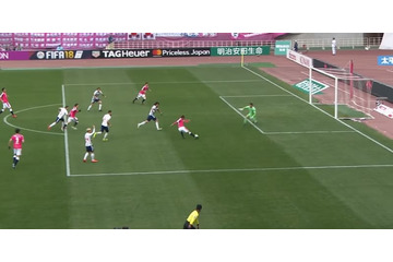 J1開幕戦で“疑惑のジャッジ“…柿谷と副審が試合後に交わした「言葉」とは 画像