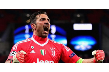 ブッフォン＆キエッリーニ、CLで見せた「気合いの注入」がシビれるぜ！ 画像