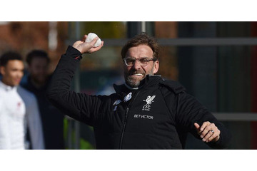 バスを停めるのもいい…クロップ監督、モウリーニョジョークで攻める 画像