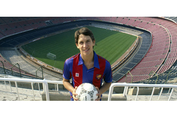 超豪華！「Jリーグでプレーした元バルセロナの9選手」 画像