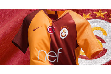 長友のガラタサライ、2018-19新ユニフォームを発表！しっかり伝統を踏襲 画像