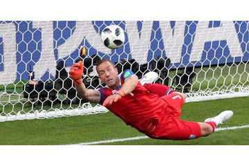 こりゃ熱い！メッシのPKを止めたアイスランド代表GKが「作った」W杯CMが話題 画像